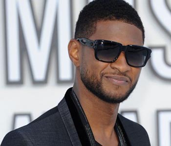 Usher to collaborate with Chris Brown