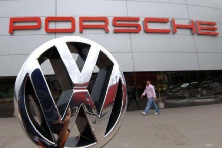 Qatar takes stake in VW-Porsche group