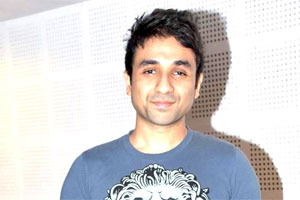 High heels in 'Delhi Belly', a nightmare for Vir Das