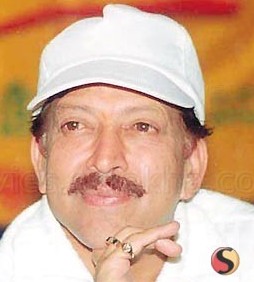 Thousands pay homage to Kannada superstar Vishnuvardhan