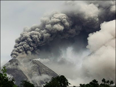 Volcano-erupts1