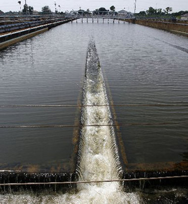Concerns over contamination in New Orleans after Water outage