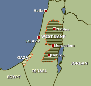 Israel frees 18 Palestinian prisoners to West Bank 