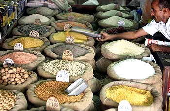 India’s inflation falls to 7.25 per cent in June