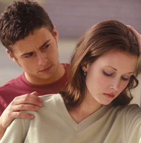 Women become empathetic under stress, men become self-centered