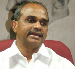 Month after YSR's death, uncertainty persists in Andhra