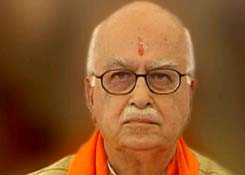 Advani: "We will introduce Bill on Telangana within 100 days"