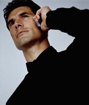 Cellphone usage ‘causes inattentional blindness even while walking’