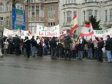 About 10,000 Belgians demonstrate for more buying power