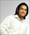 Dhoni Ready To Make Debut In Bollywood