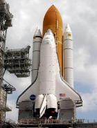 Space shuttle Discovery set for early August 25 launch