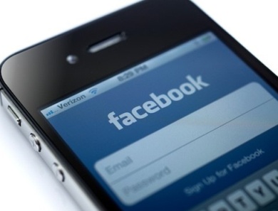Facebook iOS app to get quicker, reports