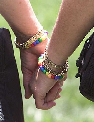 Proposal to allow gays and lesbians to serve in military is acceptable to U.S. Defense Secretary