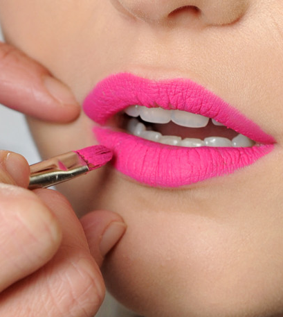 hot-pinks-lips