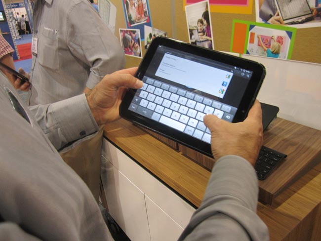 HP again reduces price of TouchPad 