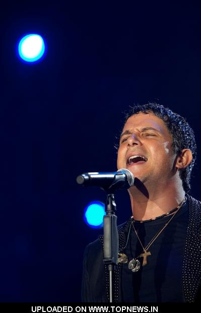 Alejandro Sanz at Rock in Rio Lisboa 2008 - Day 2 Alejandro Sanz at Rock in Rio Lisboa 2008 - Day 2