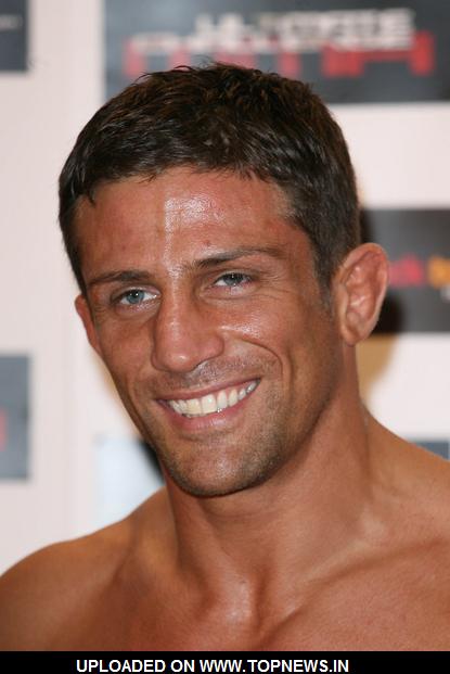 Alex-Reid.jpg