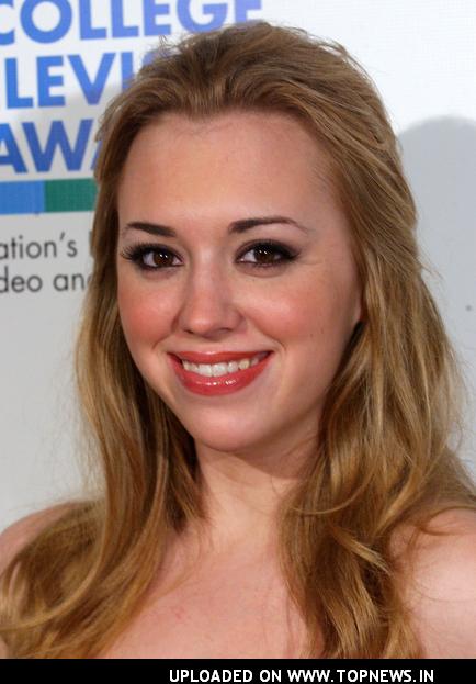 andrea bowen 2011. Andrea Bowen at Academy Of