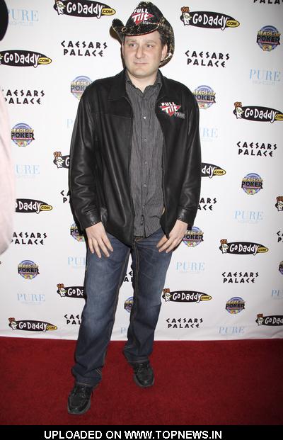 Andy Bloch at 5th Annual National Heads-Up Poker Championship Draw Party - Arrivals Andy Bloch at 5th Annual National Heads-Up Poker Championship Draw Party - Arrivals
