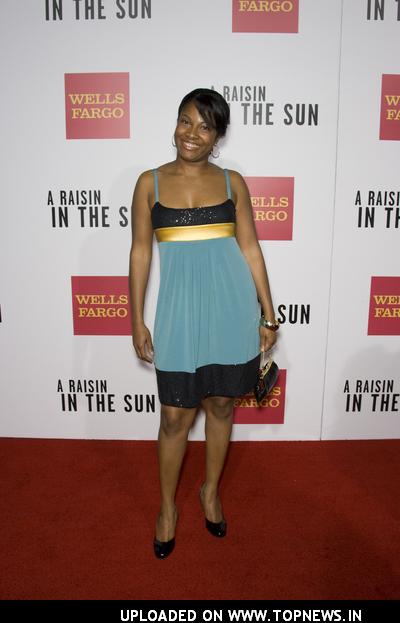 Angel Moore at "A Raisin In the Sun" Los Angeles Premiere - Arrivals Angel Moore at "A Raisin In the Sun" Los Angeles Premiere - Arrivals