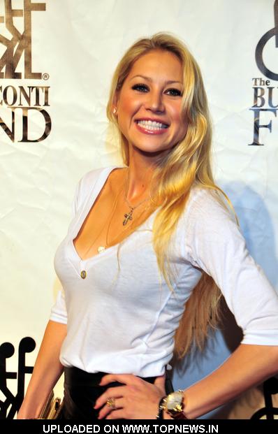 anna kournikova 2009