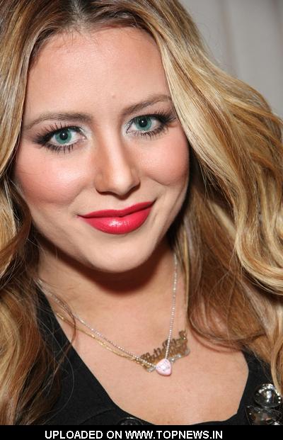 Aubrey O'Day at GBK Kids' Choice Awards Gift Lounge Aubrey O'Day at GBK Kids' Choice Awards Gift Lounge