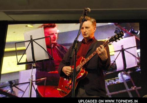 Billy Bragg Perform at the HMV Flagship Store in London Billy Bragg Perform at the HMV Flagship Store in London