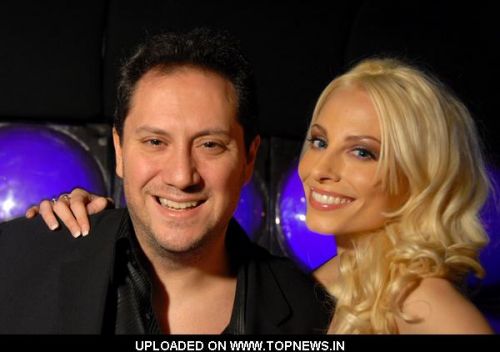 Brian Wallos and Kyara Tyler at 2nd Annual Benchwarmer Trading Cards New Year's Eve Party 2010-12-31 Brian Wallos and Kyara Tyler at 2nd Annual Benchwarmer Trading Cards New Year's Eve Party 2010-12-31