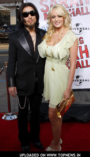 Dave Navarro at "Forgetting Sarah Marshall" World Premiere - Arrivals Dave Navarro at "Forgetting Sarah Marshall" World Premiere - Arrivals