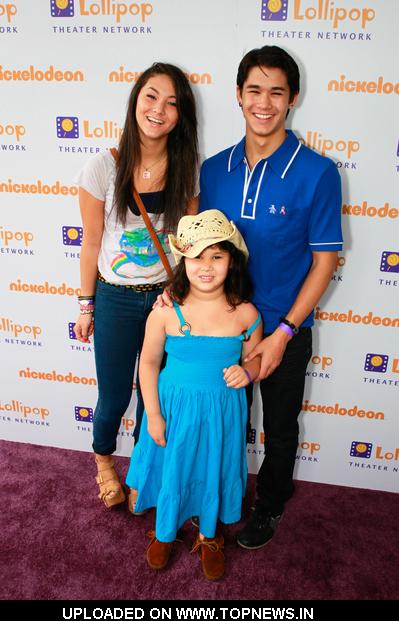 Fivel Stewart and BooBoo Stewart at Lollipop Theater Network 3rd Annual Game Day at Nickelodeon Animation Studios - Arrivals Fivel Stewart and BooBoo Stewart at Lollipop Theater Network 3rd Annual Game Day at Nickelodeon Animation Studios - Arrivals