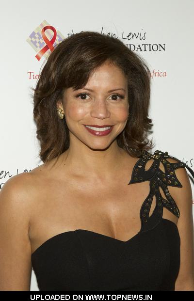 Gloria Reuben - Actress Wallpapers