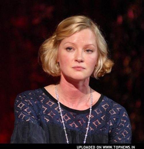 Gretchen Mol at Women's Expressive Theater Presents LOVE A Benefit 