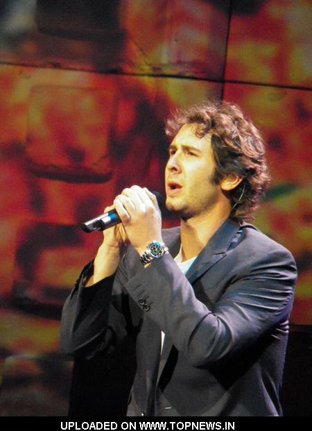 Josh Groban 2011 "Straight To You" World Tour in Concert at the Wells Fargo Center in Philadelphia Josh Groban 2011 "Straight To You" World Tour in Concert at the Wells Fargo Center in Philadelphia