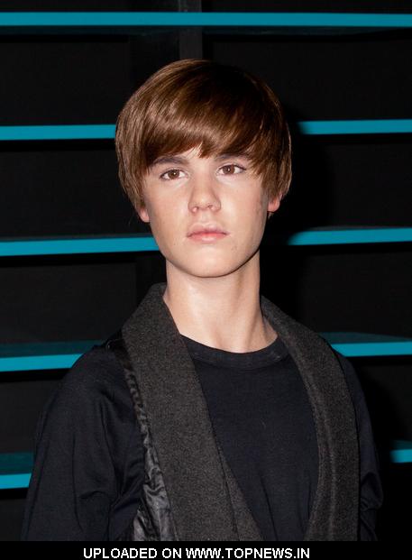 justin bieber wax figure at madame tussauds. Justin Bieber#39;s Wax Figure