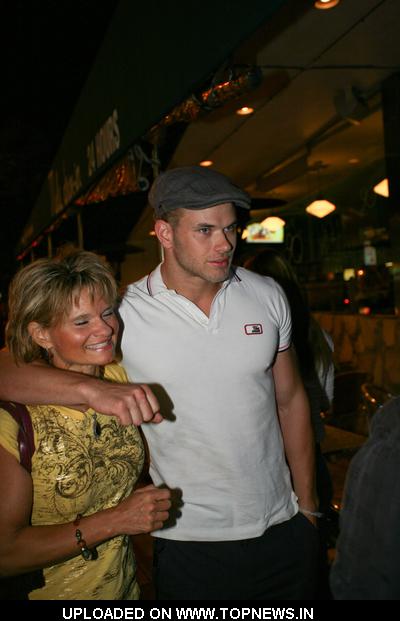 Kellan Lutz at Celebrities Arriving at Mel's Diner in West Hollywood on July 7, 2009 Kellan Lutz at Celebrities Arriving at Mel's Diner in West Hollywood on July 7, 2009