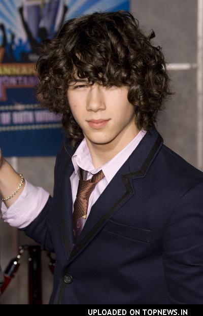 Kevin Jonas at "Hannah Montana/Miley Cyrus: Best of Both Worlds Concert Tour" 3-D Concert Film Hollywood Premiere - Arrivals Kevin Jonas at "Hannah Montana/Miley Cyrus: Best of Both Worlds Concert Tour" 3-D Concert Film Hollywood Premiere - Arrivals