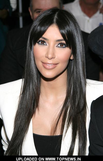  Kardashian Fashion 2009 on Kim Kardashian At Mercedes Benz Fashion Week Fall 2009   Y 3 Autumn