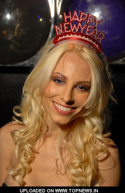 Kyara Tyler at 2nd Annual Benchwarmer Trading Cards New Year's Eve Party 2010-12-31 Kyara Tyler at 2nd Annual Benchwarmer Trading Cards New Year's Eve Party 2010-12-31