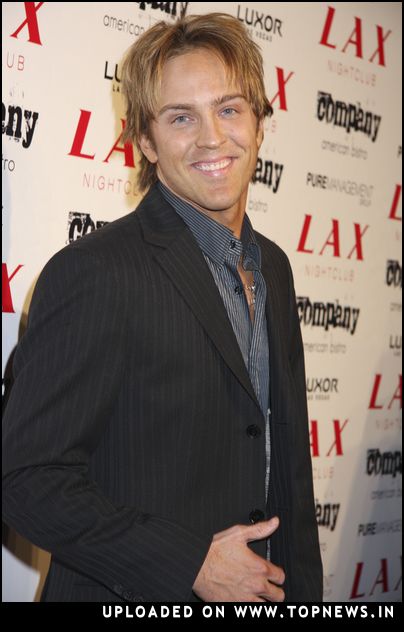 Larry Birkhead at New Year's Eve 2008 Party at LAX Nightclub in Las Vegas Larry Birkhead at New Year's Eve 2008 Party at LAX Nightclub in Las Vegas