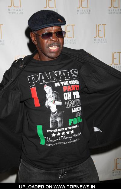 Larry Platt Performs "Pants on the Ground" at Jet Nightclub in Las Vegas Larry Platt Performs "Pants on the Ground" at Jet Nightclub in Las Vegas