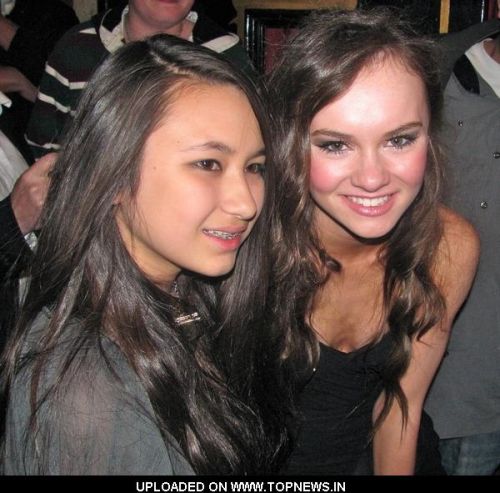 madeline carroll 2011. Madeline Carroll at quot;Red