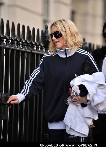 Madonna Arriving Home in London on January 22, 2008 Madonna Arriving Home in London on January 22, 2008