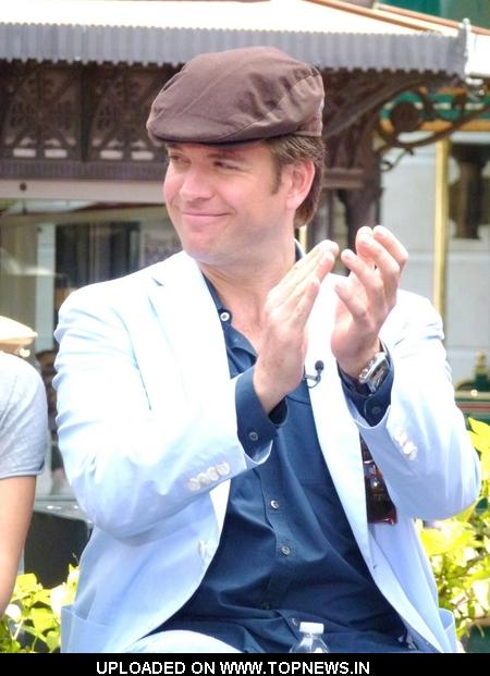 Michael Weatherly at "Extra" Interview with the Cast of "NCIS: Naval Criminal Investigative Service" at The Grove in Los Angeles Michael Weatherly at "Extra" Interview with the Cast of "NCIS: Naval Criminal Investigative Service" at The Grove in Los Angeles