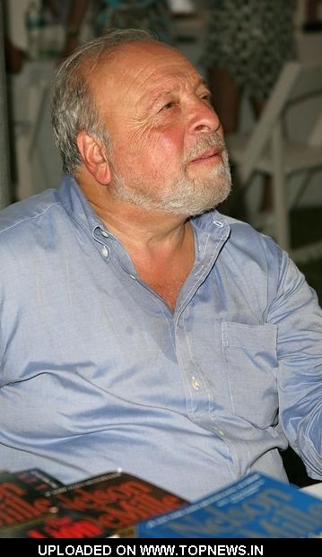 Nelson DeMille at 7th Annual East Hampton Library Authors Night Nelson DeMille at 7th Annual East Hampton Library Authors Night