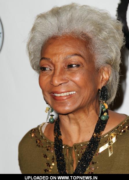 Nichelle Nichols at "1 Voice" A Celebrity Evening of Monologues, Music and Memories - Arrivals Nichelle Nichols at "1 Voice" A Celebrity Evening of Monologues, Music and Memories - Arrivals