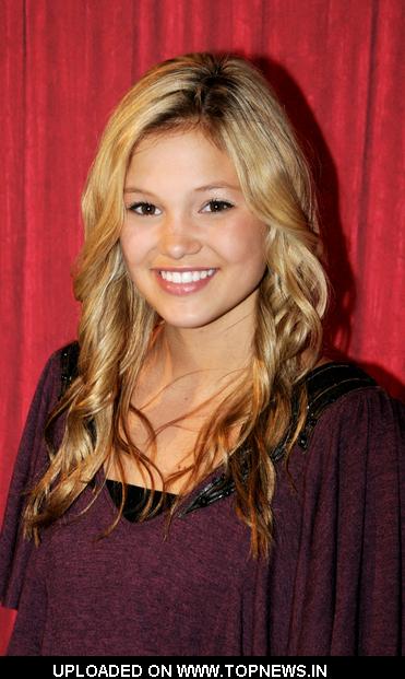 Olivia Holt at Mara Santino's