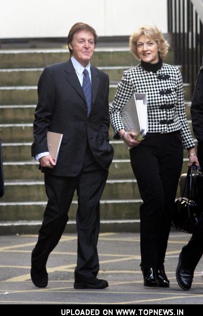 Sir Paul McCartney Divorce Hearing - Day 3 - Arrivals Sir Paul McCartney Divorce Hearing - Day 3 - Arrivals