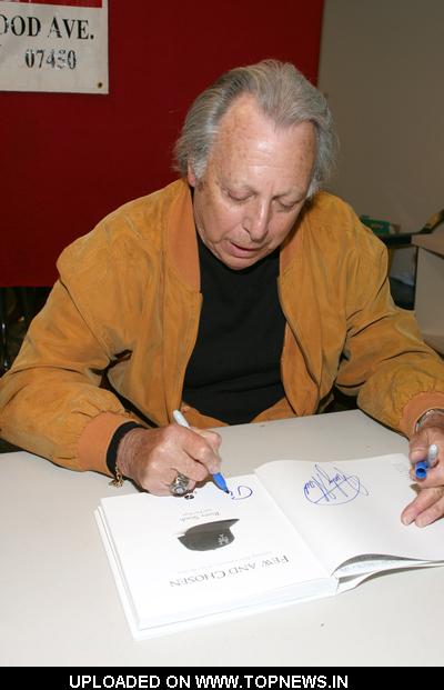 Phil Pepe at Rusty Staub's "Few and Chosen Mets" Book Signing at Bookends in Ridgewood on May Phil Pepe at Rusty Staub's "Few and Chosen Mets" Book Signing at Bookends in Ridgewood on May