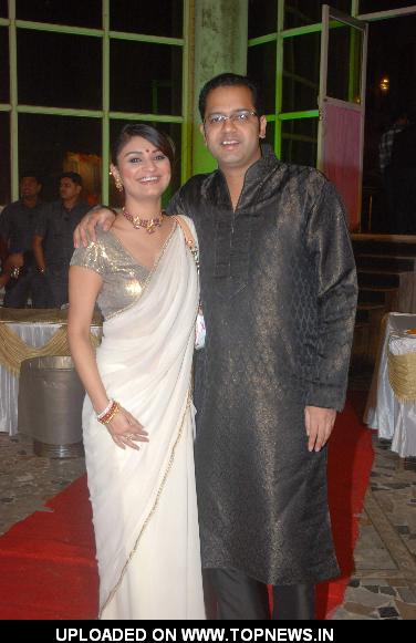 Rahul Mahajan and Dimpy Mahajan at Deepshikha and Keshav Arora's Wedding Reception