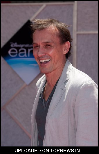 Robert Knepper at "Earth" Los Angeles Premiere - Arrivals Robert Knepper at "Earth" Los Angeles Premiere - Arrivals